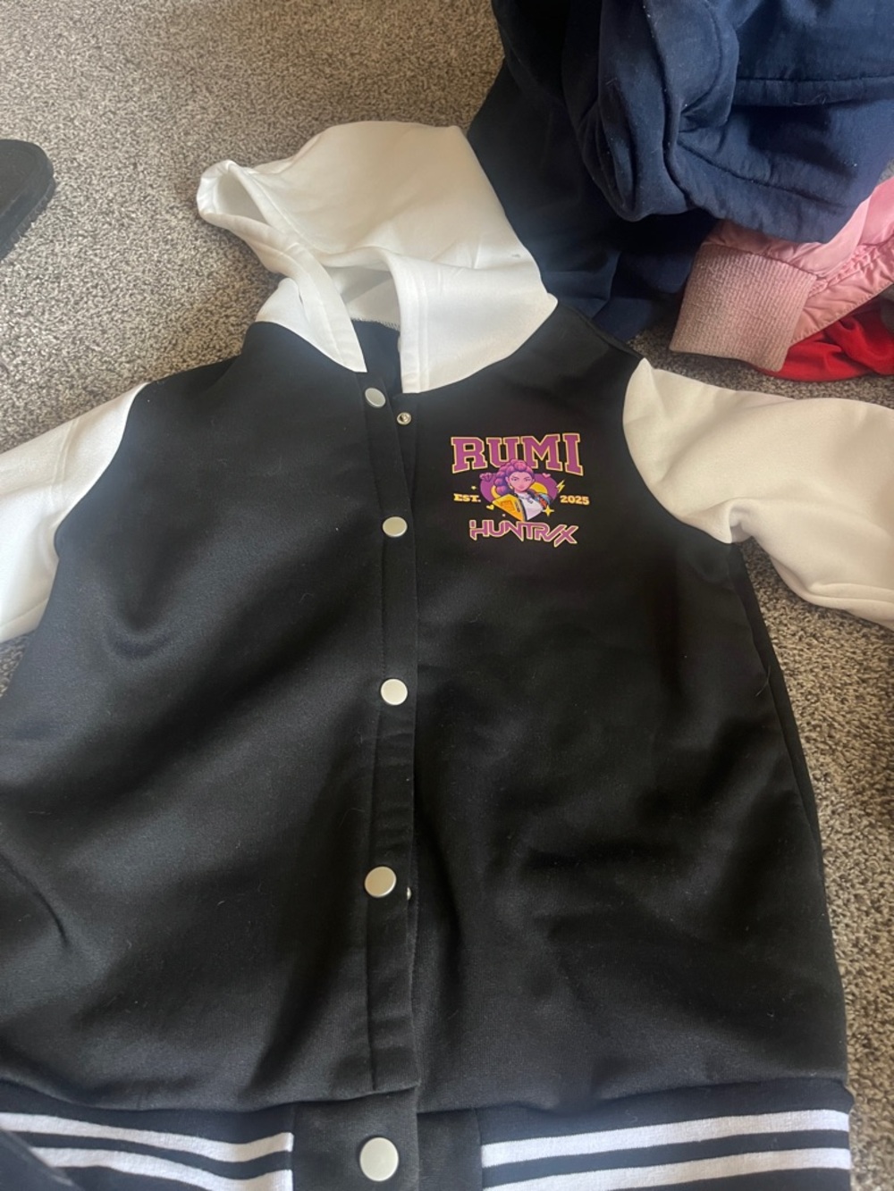 Rumi HuntRx Black & White Hoodie Jacket